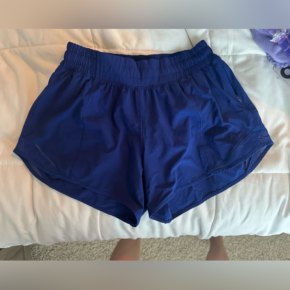 Navy Lululemon Hotty Hot shirt! 4in size 4